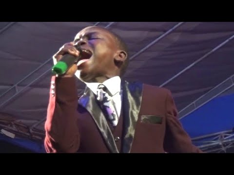 Benson Ken is Back Again With Another Powerful Spirit-filled Worship Medley