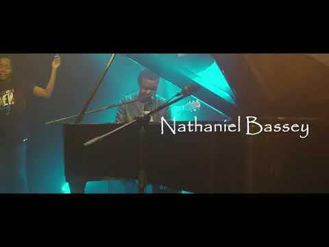 Video+Lyrics: What A Saviour by Nathaniel Bassey
