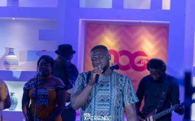 Video+Lyrics: Hallelujah by MOGmusic