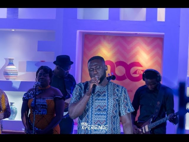 Video+Lyrics: Hallelujah by MOGmusic