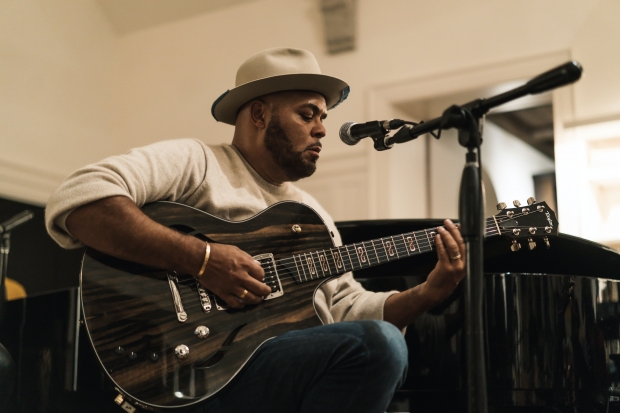 Video+Lyrics: You Are Good – Israel Houghton