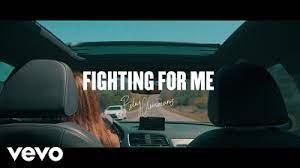 Video+Lyrics: Fighting For Me – Riley Clemmons