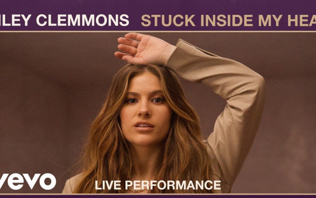 Video+Lyrics: Stuck Inside My Head – Riley Clemmons