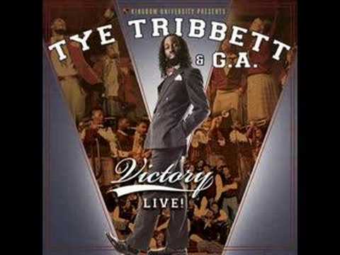 Video+Lyrics: Victory – Tye Tribbett