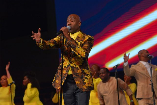 Video+Lyrics: Celebrate The King – Ricky Dillard And New G