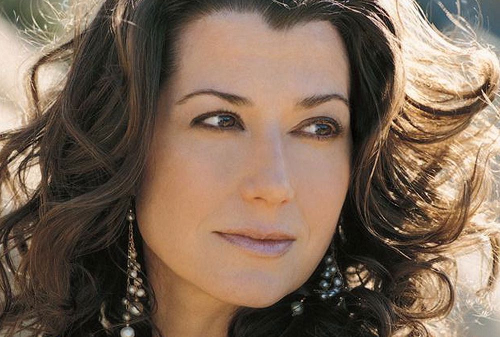 Amy Grant – The Water (Lyrics)